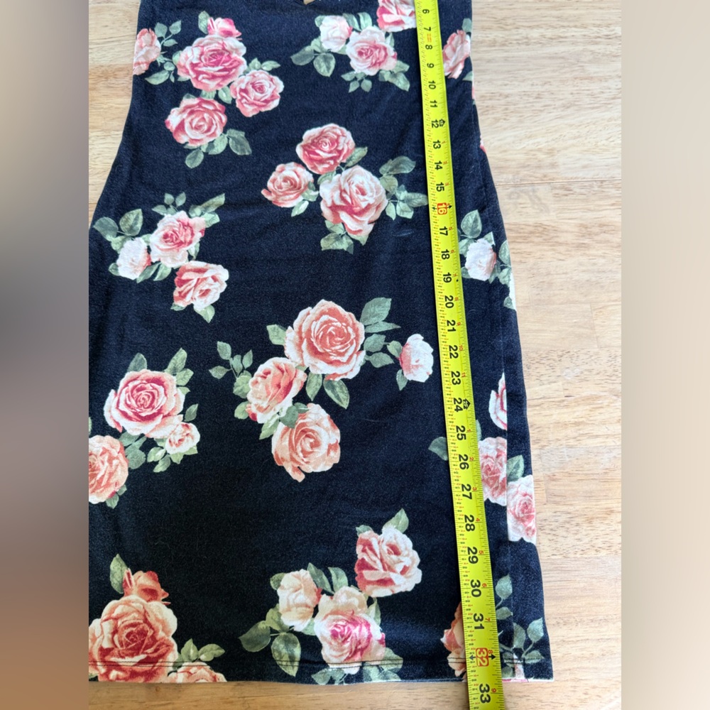 Forever 21 Woman’s Black Midi Bodycon Romantic Floral Dress L - Picture 5 of 5
